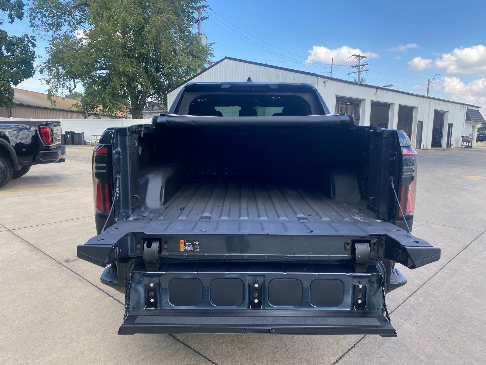 New 2026 GMC Sierra EV Elevation w/ Premium Package image 42