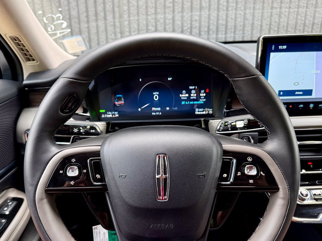 New 2025 Lincoln Corsair Grand Touring AWD/4WD image 25