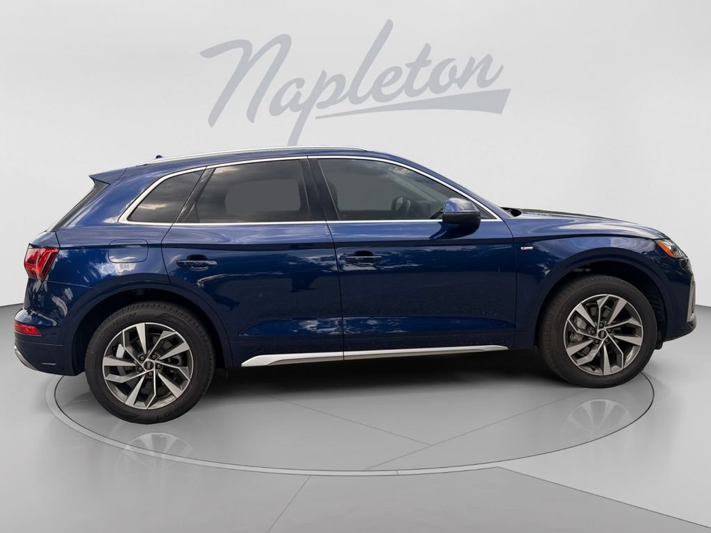 Used 2022 Audi Q5 2.0T Premium Plus w/ Premium Plus Package AWD/4WD image 9