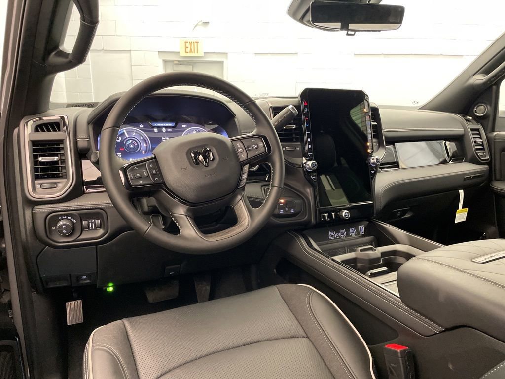 New 2026 RAM 2500 Limited AWD/4WD image 15