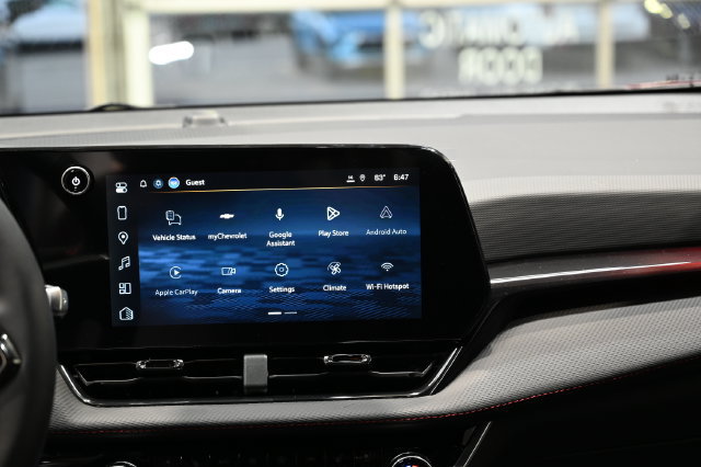New 2027 Chevrolet Equinox RS w/ Convenience Package III FWD image 15