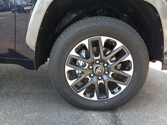 New 2025 Toyota Tundra Limited image 9