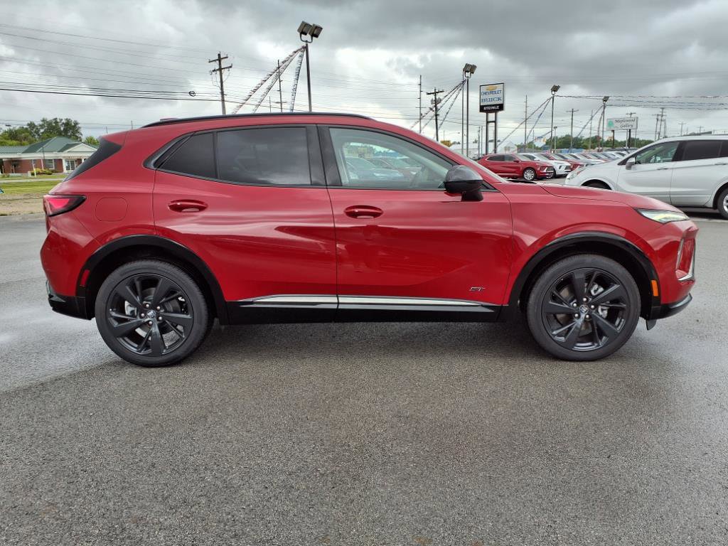 New 2025 Buick Envision Sport Touring image 4