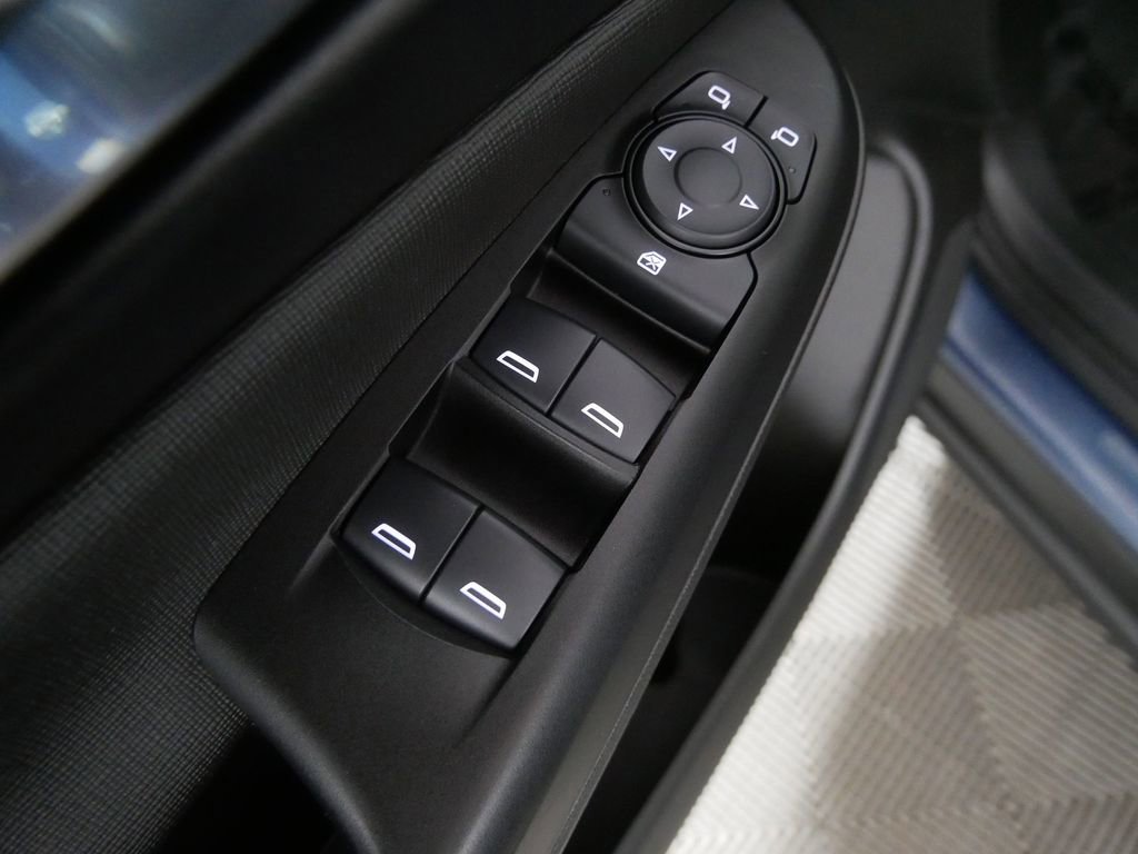 Used 2024 Buick Envista Preferred w/ Convenience I Package FWD image 17