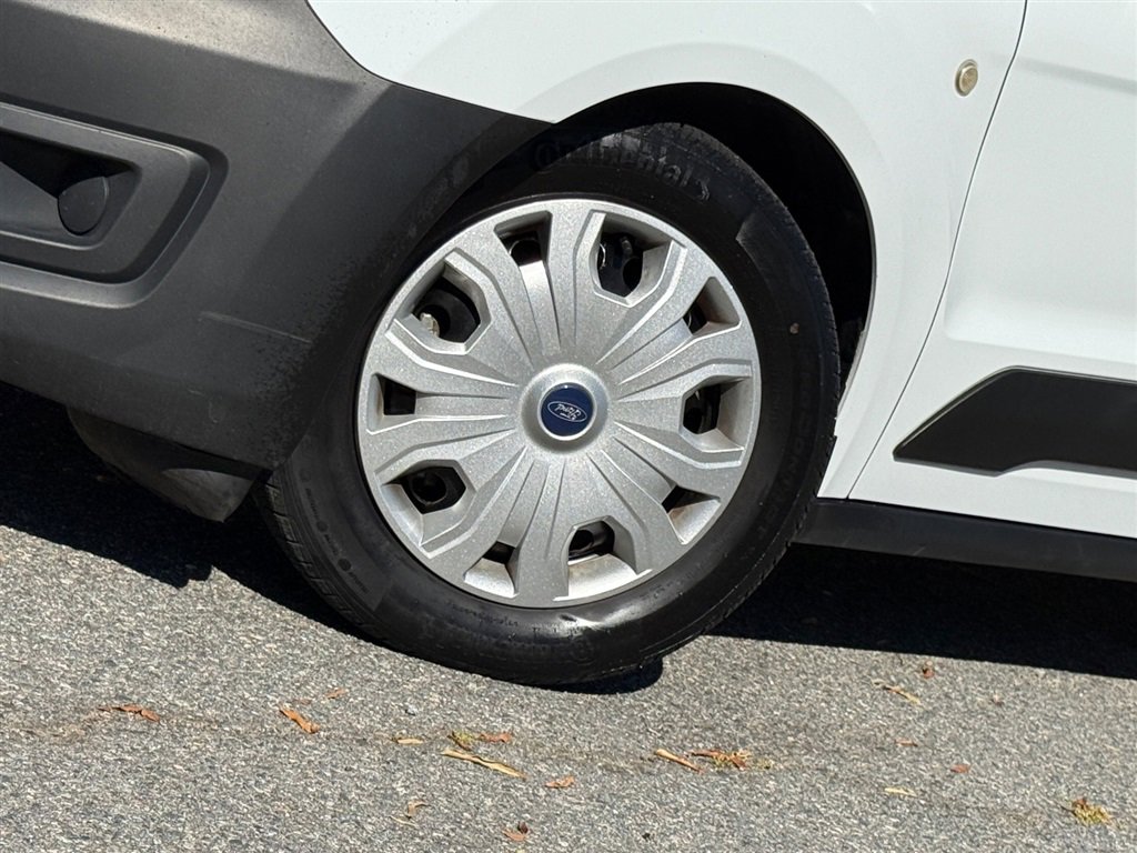 Used 2020 Ford Transit Connect XL image 5