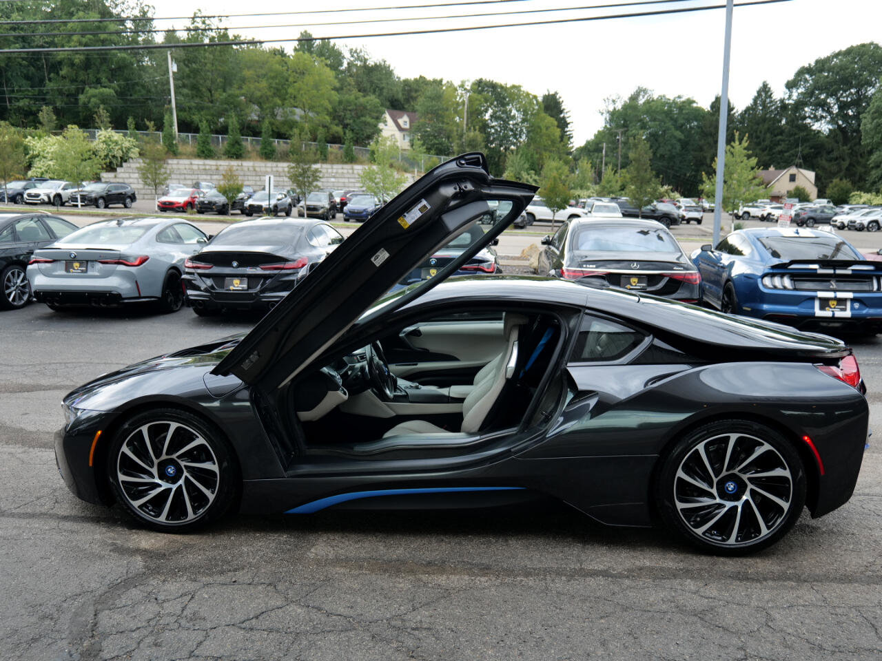 Used 2015 BMW i8 image 13
