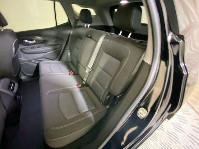 Used 2023 GMC Terrain SLE w/ Driver Convenience Package FWD image 10