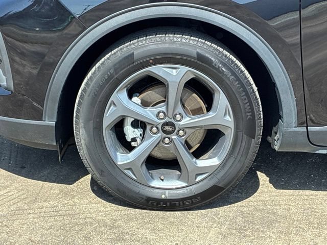 Certified 2025 Ford Escape ST-Line FWD image 11