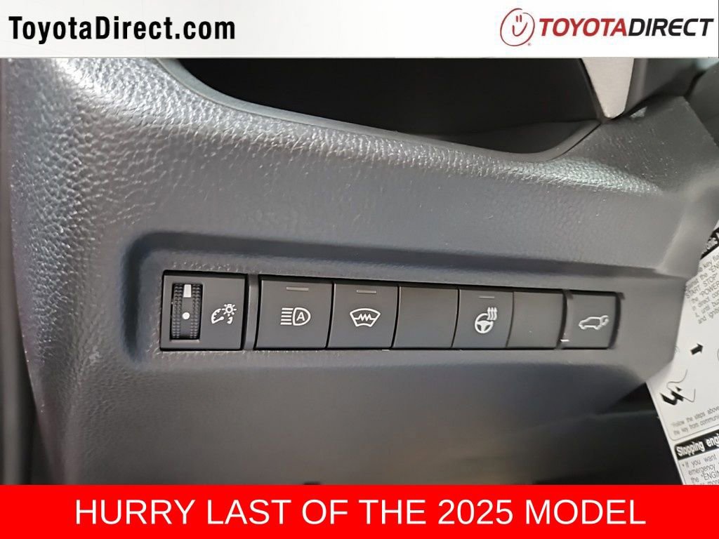 New 2025 Toyota RAV4 XLE image 19