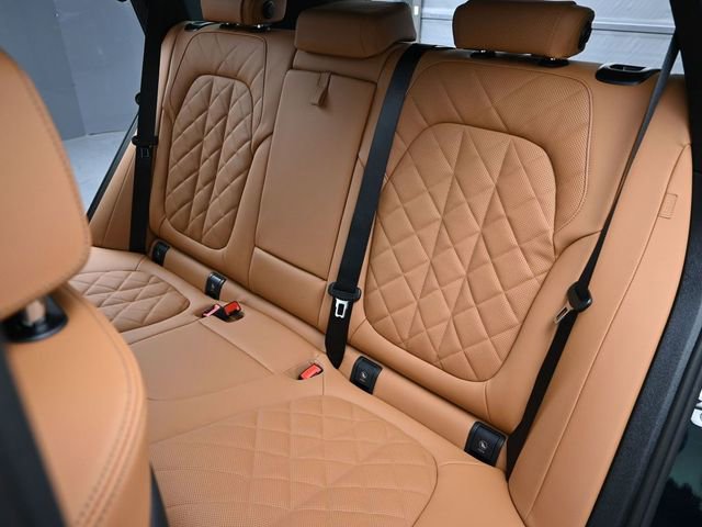 New 2026 BMW X5 M60i w/ Executive Package AWD/4WD image 14