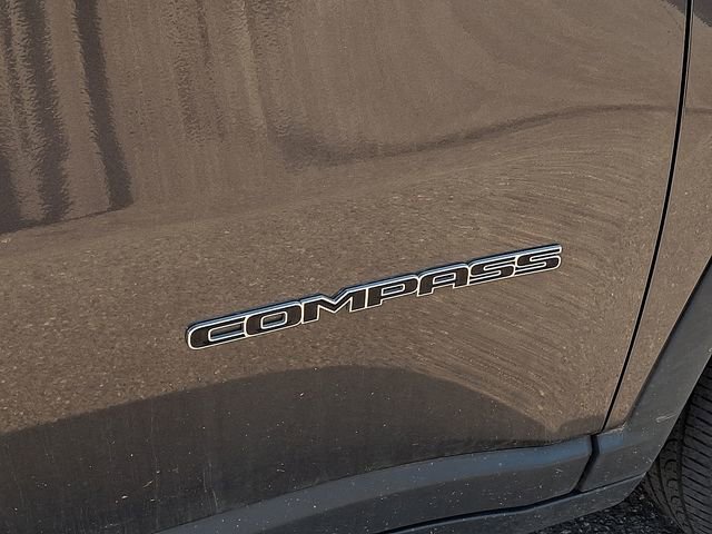 Used 2023 Jeep Compass Latitude AWD/4WD image 24