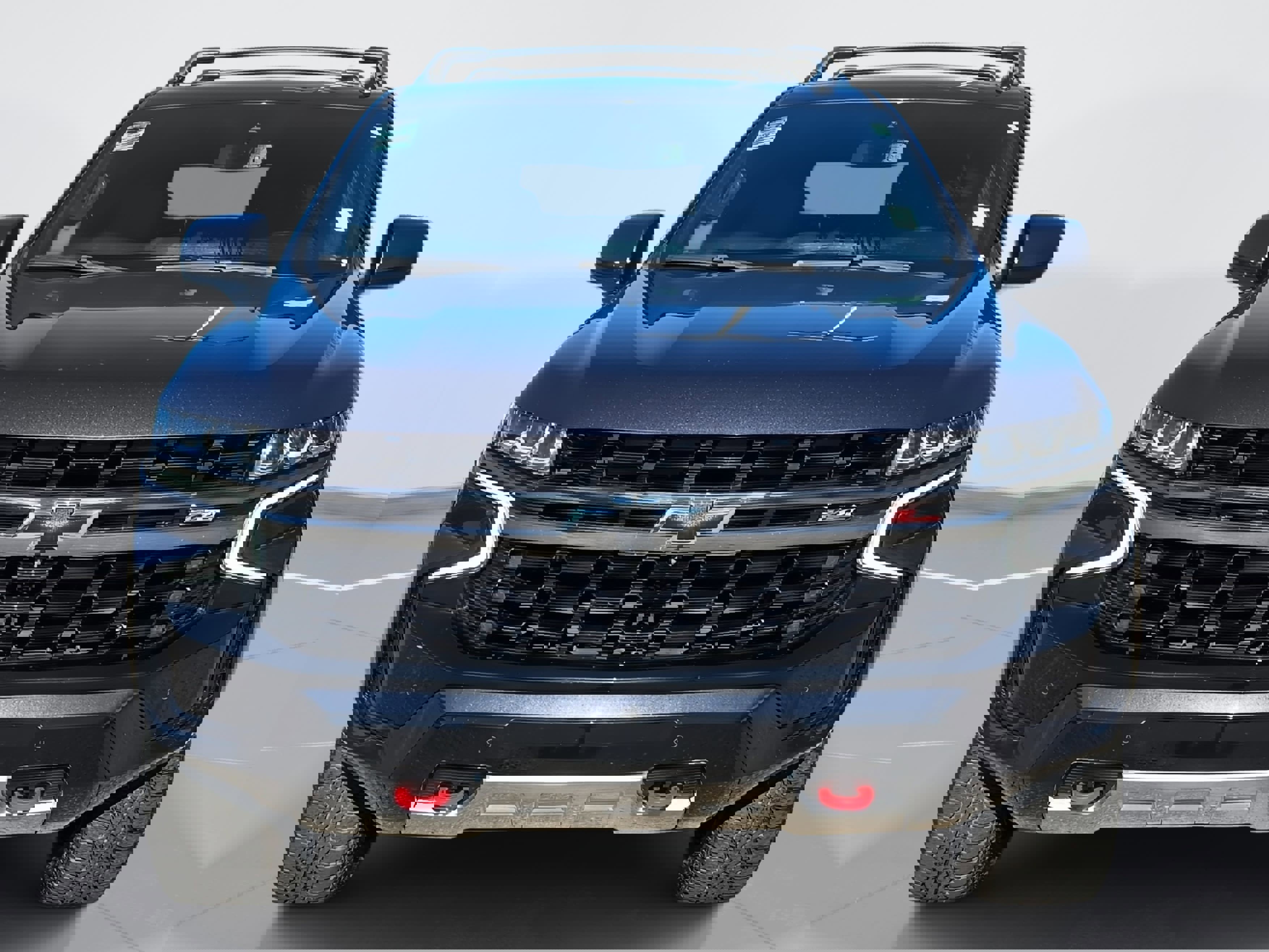 Used 2022 Chevrolet Tahoe Z71 w/ Luxury Package image 2