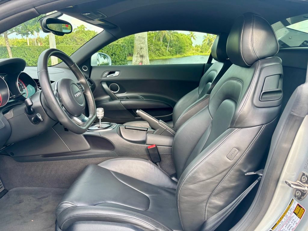 Used 2012 Audi R8 V10 AWD/4WD image 2
