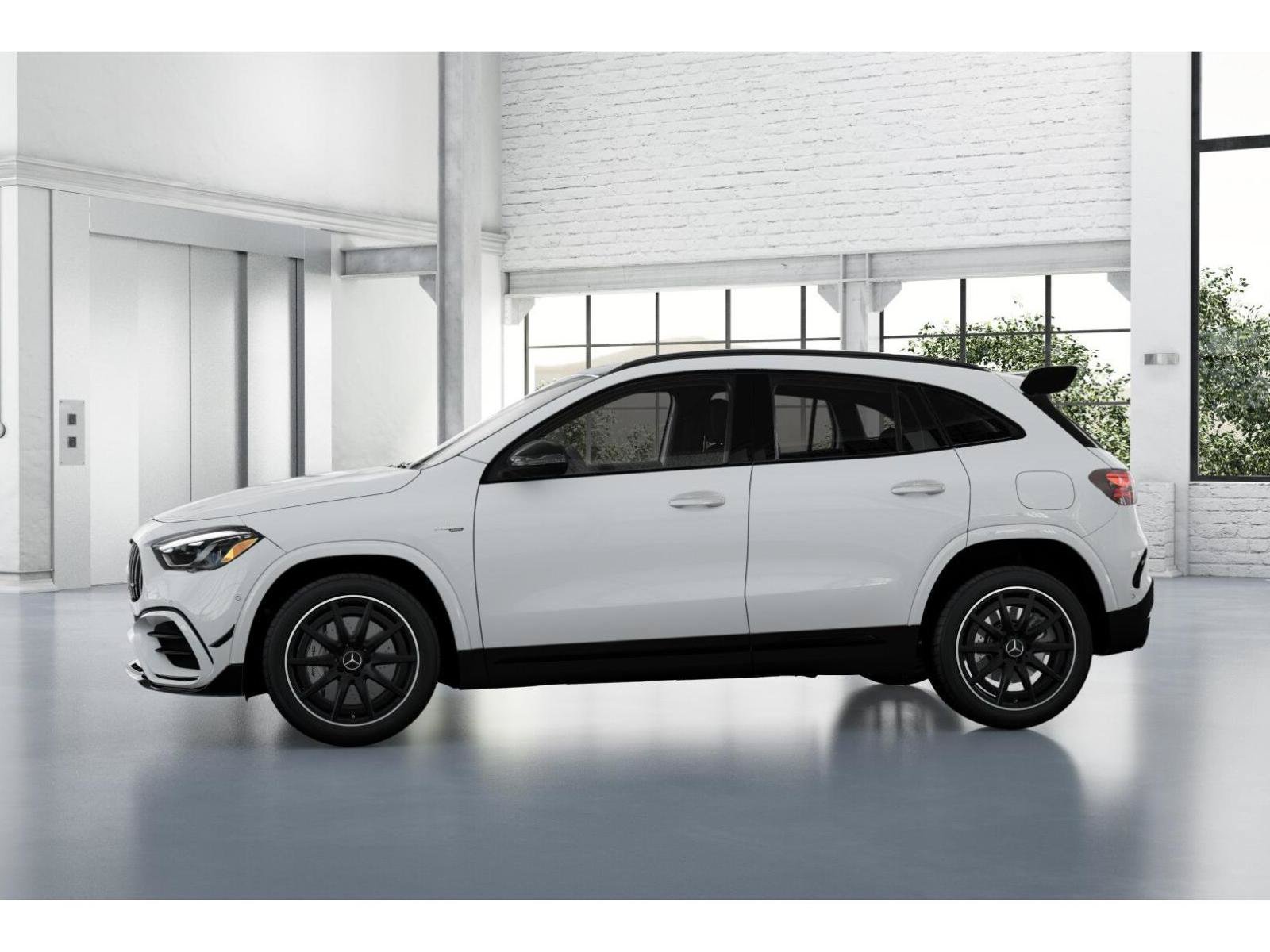 Used 2025 Mercedes-Benz GLA 35 AMG 4MATIC image 35
