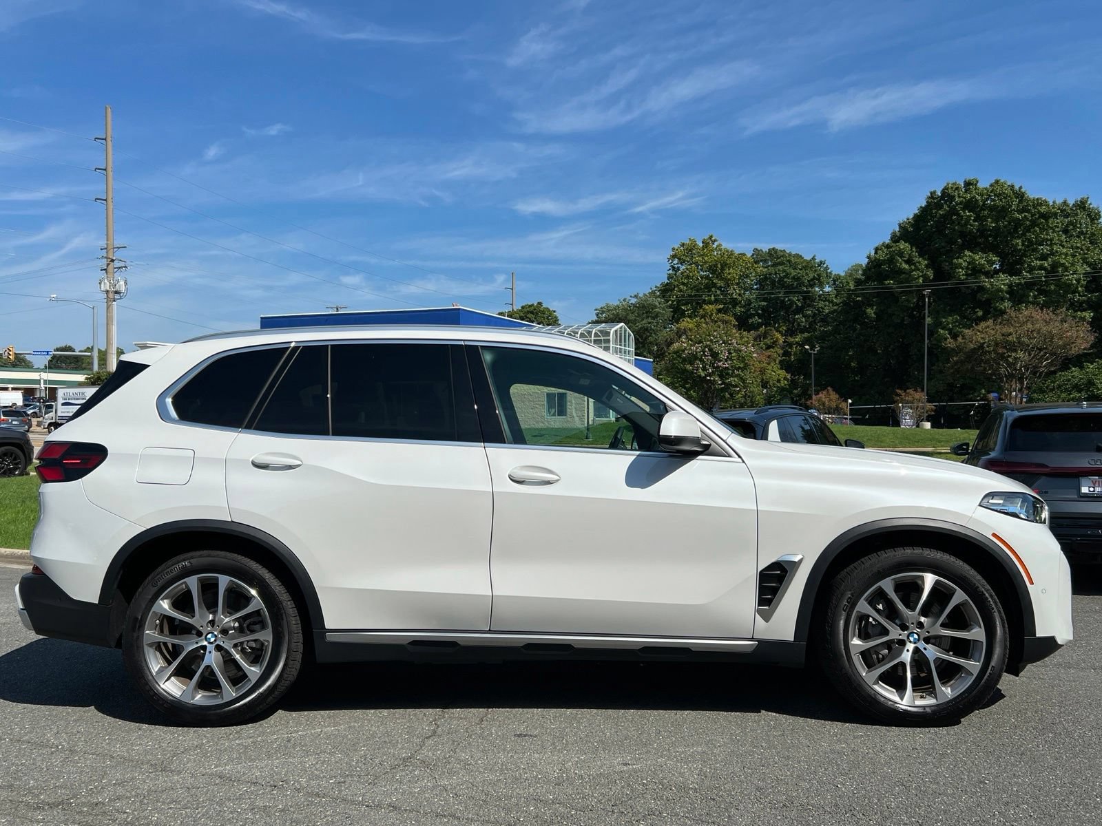 Used 2026 BMW X5 xDrive50e AWD/4WD image 19