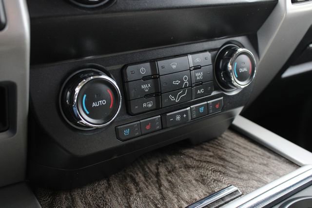 Used 2019 Ford F350 Lariat w/ Lariat Ultimate Package AWD/4WD image 17