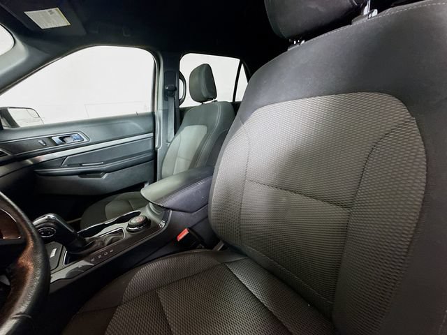 Used 2018 Ford Explorer XLT AWD/4WD image 21