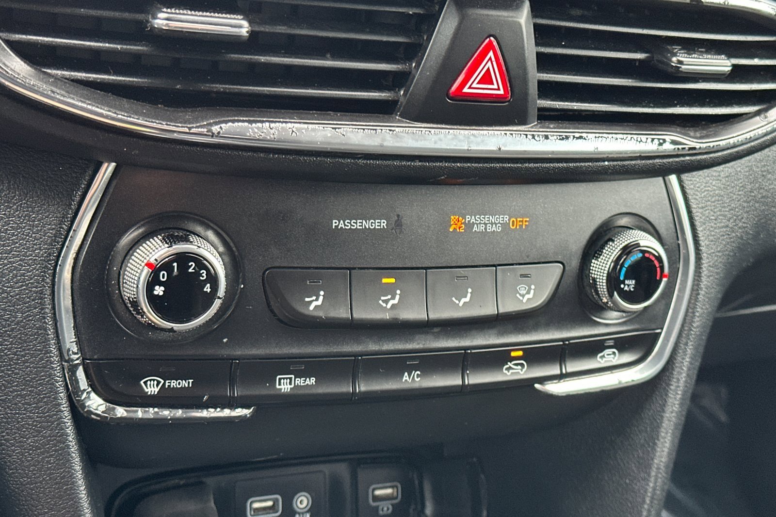 Used 2019 Hyundai Santa Fe SE image 22