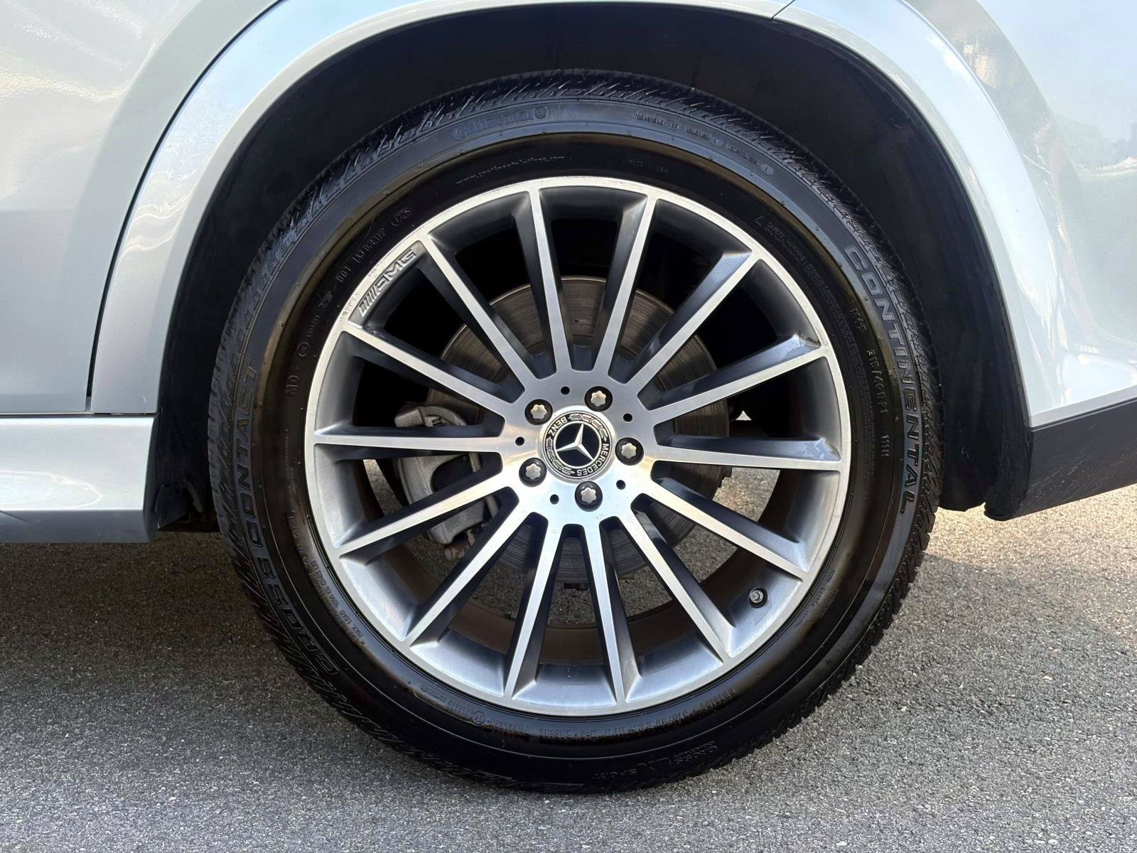 Used 2024 Mercedes-Benz GLE 450 4MATIC image 29