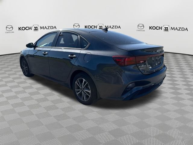 Used 2023 Kia Forte LXS w/ LXS Technology Package FWD image 5