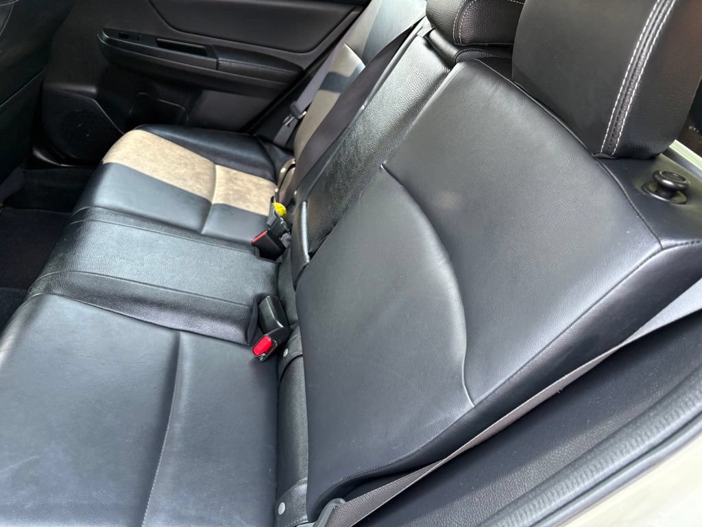 Used 2013 Subaru Crosstrek 2.0i Limited AWD/4WD image 10