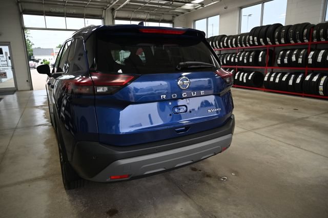 Used 2021 Nissan Rogue SV AWD/4WD image 7