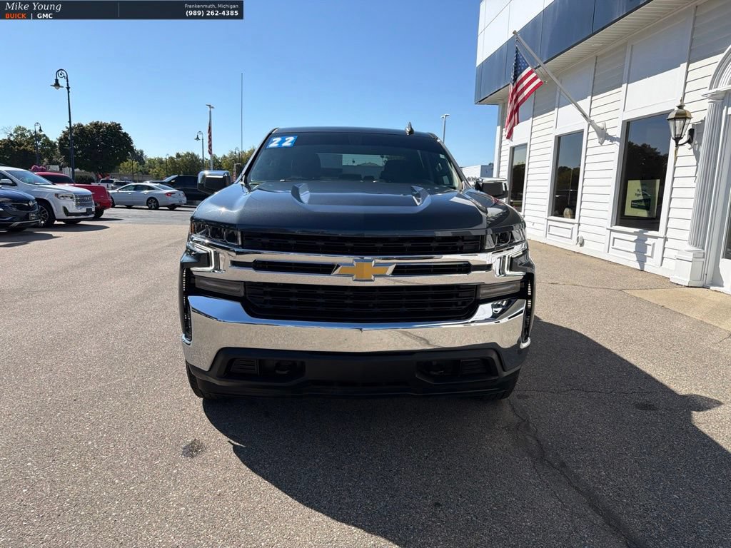 Used 2022 Chevrolet Silverado 1500 LT AWD/4WD image 2