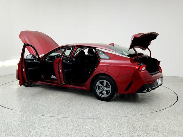 Used 2021 Kia K5 LXS image 12