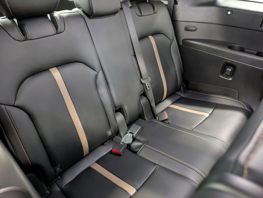 Certified 2025 MAZDA CX-90 3.3 Turbo w/ Premium Plus Pkg image 27