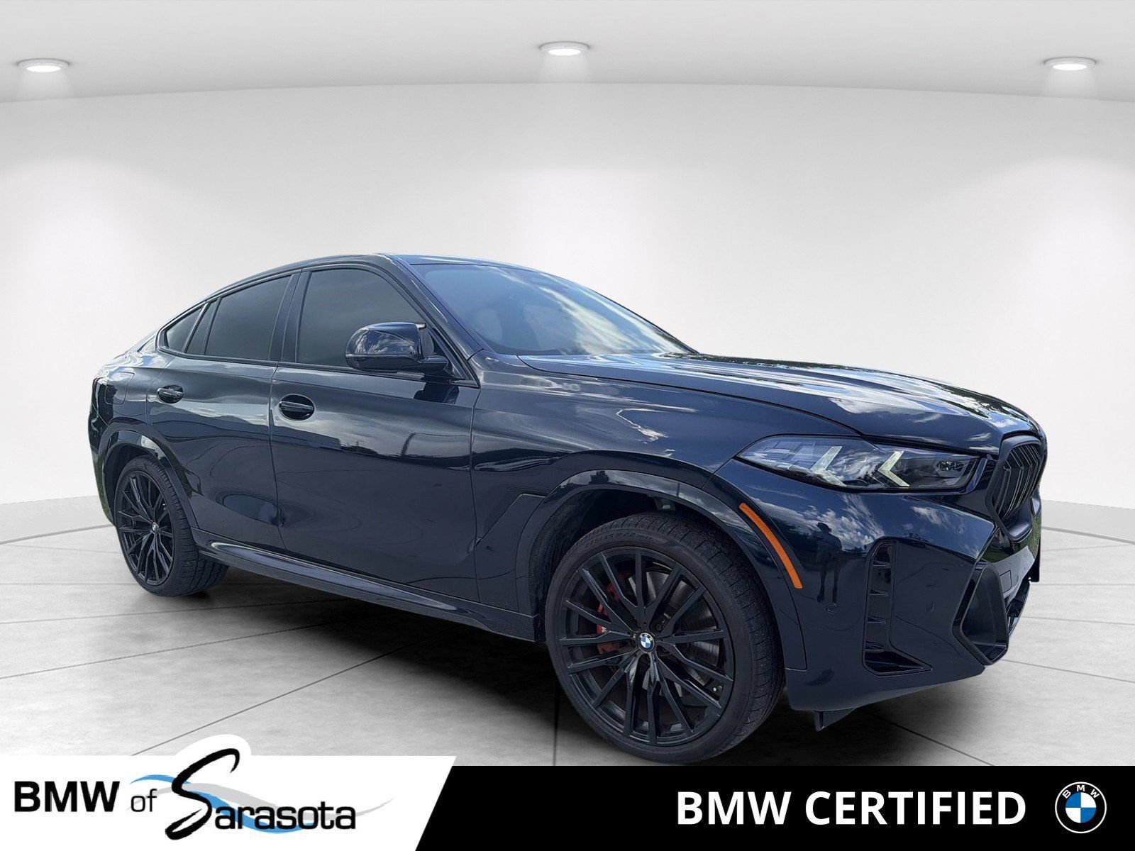 Certified 2025 BMW X6 M60i AWD/4WD image 1