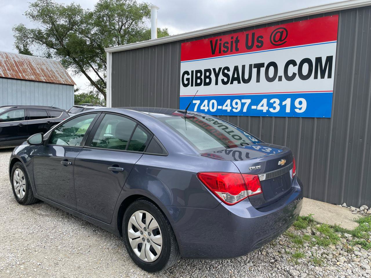 Used 2013 Chevrolet Cruze LS FWD image 2