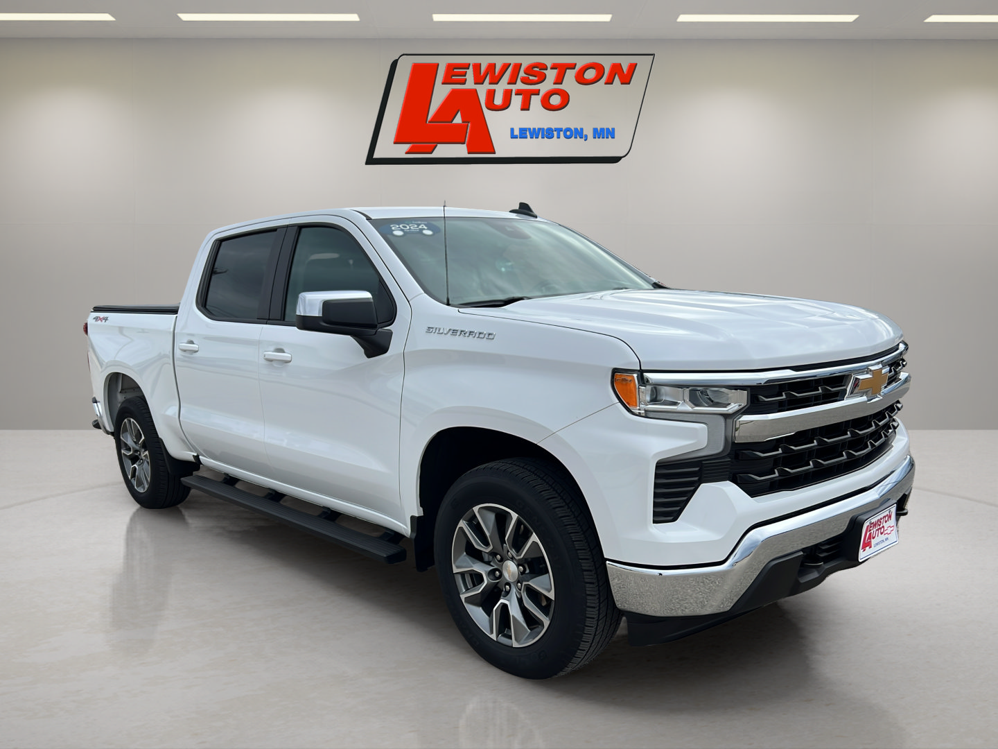 Certified 2024 Chevrolet Silverado 1500 LT AWD/4WD image 14