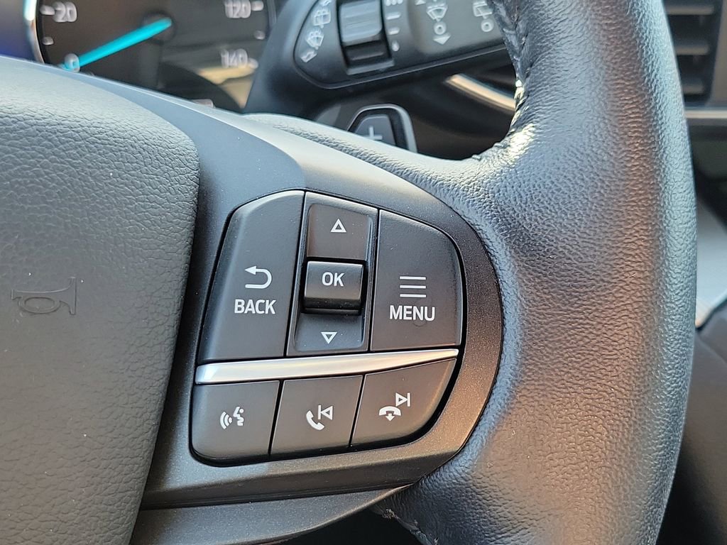 Used 2020 Ford Explorer XLT w/ Equipment Group 202A image 14