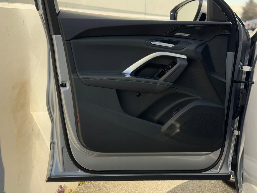 Used 2025 Audi Q5 Premium Plus image 10
