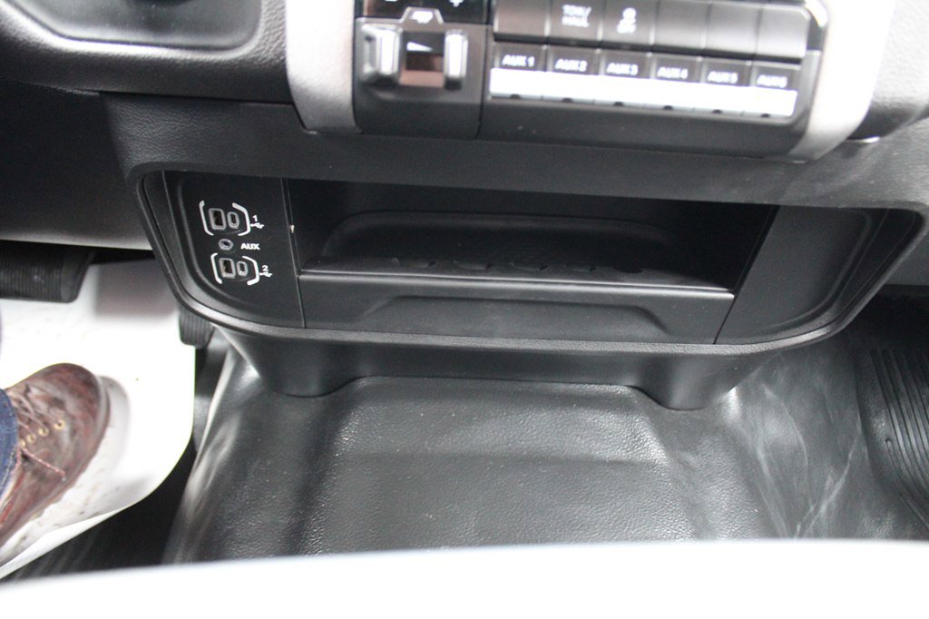 Used 2024 RAM 3500 Tradesman w/ Chrome Appearance Group image 19