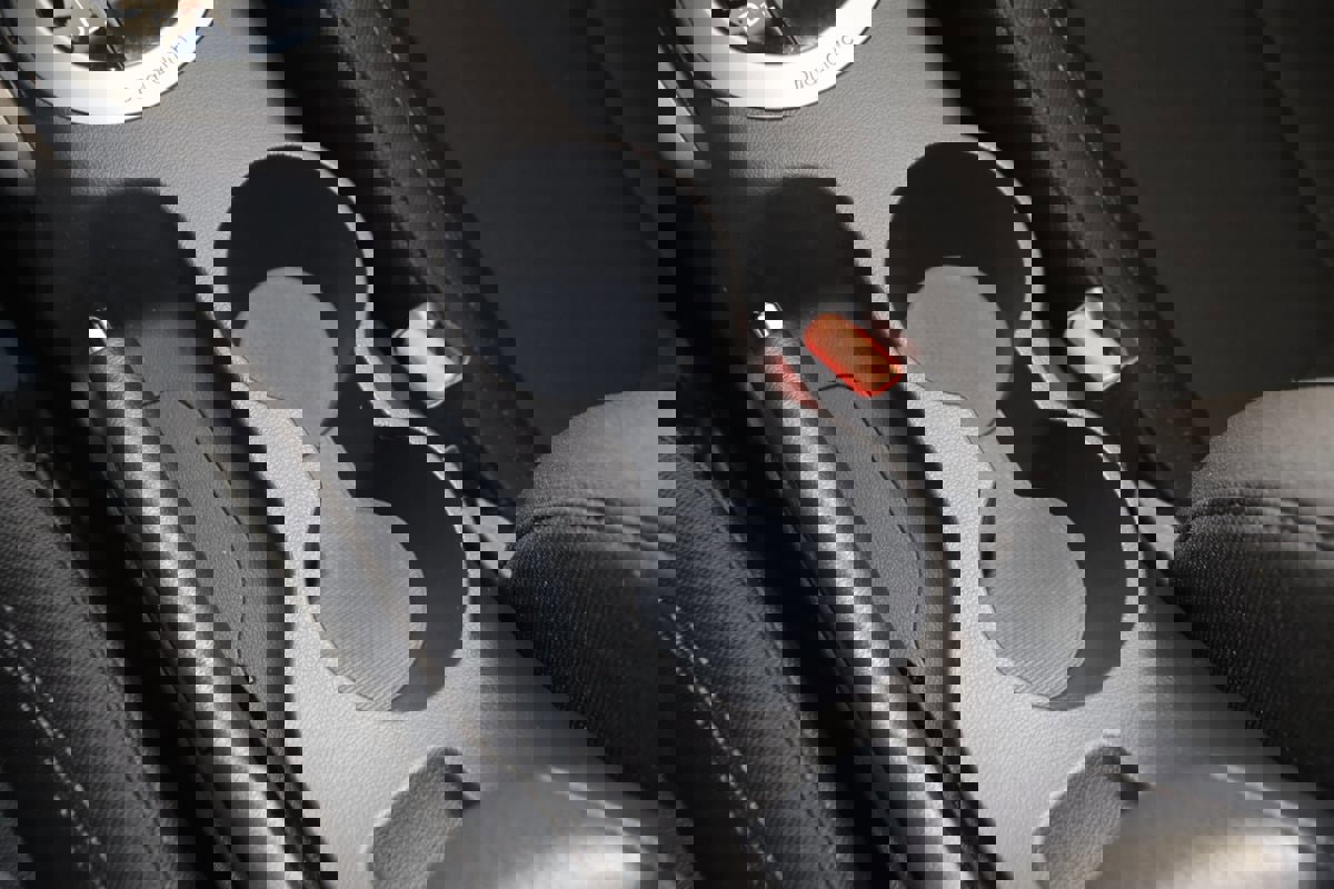 Used 2016 Hyundai Veloster w/ Option Group 02 image 21