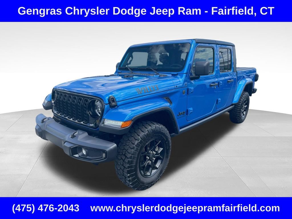 Certified 2025 Jeep Gladiator Sport AWD/4WD image 3