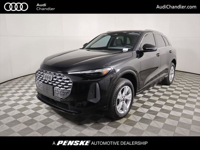 Used 2025 Audi Q5 Premium w/ Convenience Package