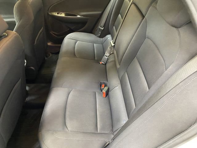 Used 2022 Chevrolet Malibu LT FWD image 23