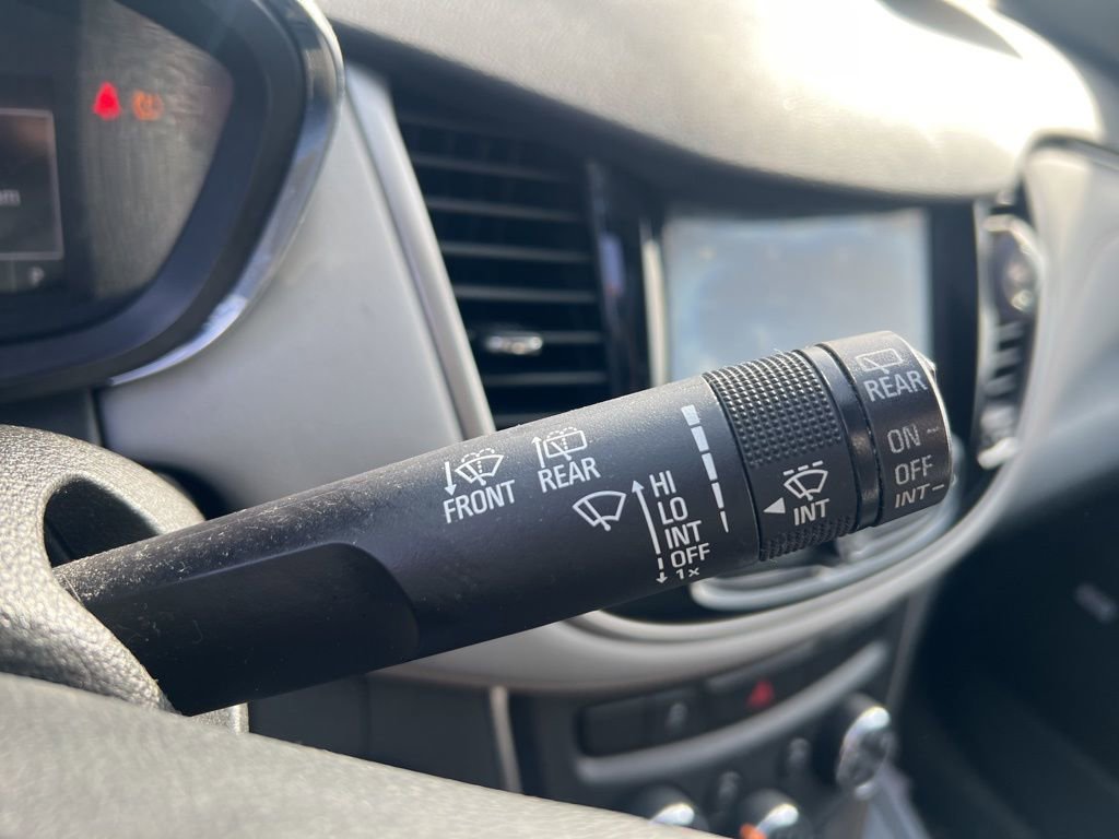 Used 2018 Chevrolet Trax LT w/ Sun & Sound Package image 14