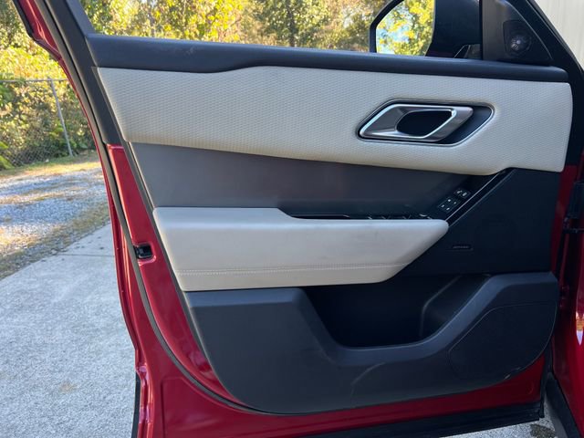 Used 2018 Land Rover Range Rover Velar S image 10