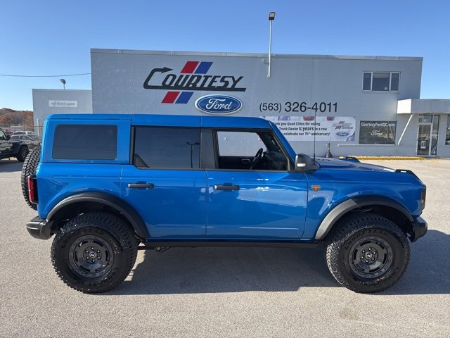 New 2025 Ford Bronco Badlands image 6