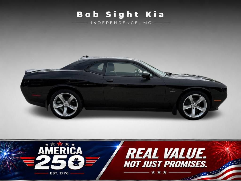 Used 2018 Dodge Challenger R/T w/ Sound Group RWD image 12