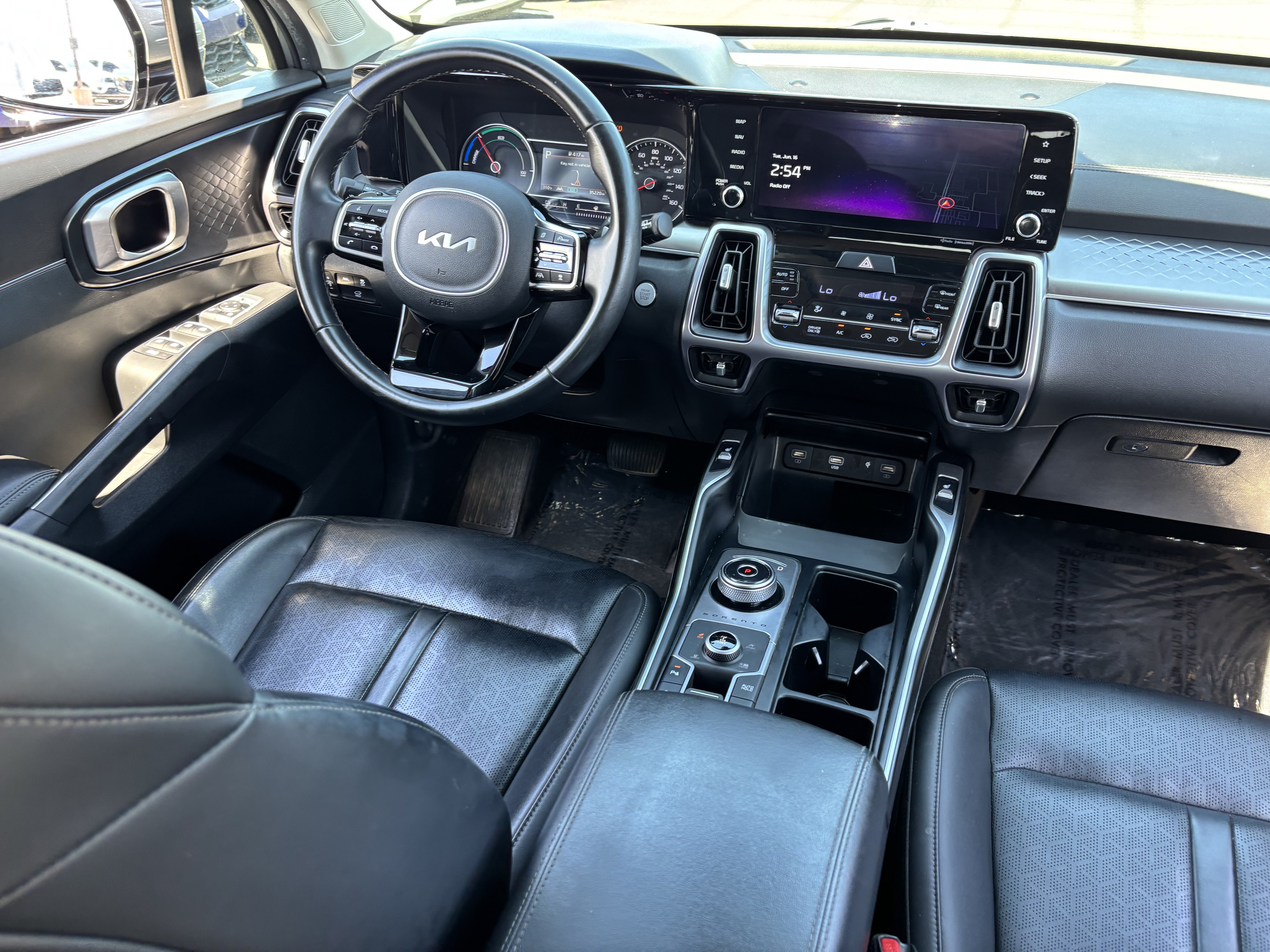 Certified 2023 Kia Sorento EX AWD/4WD image 12