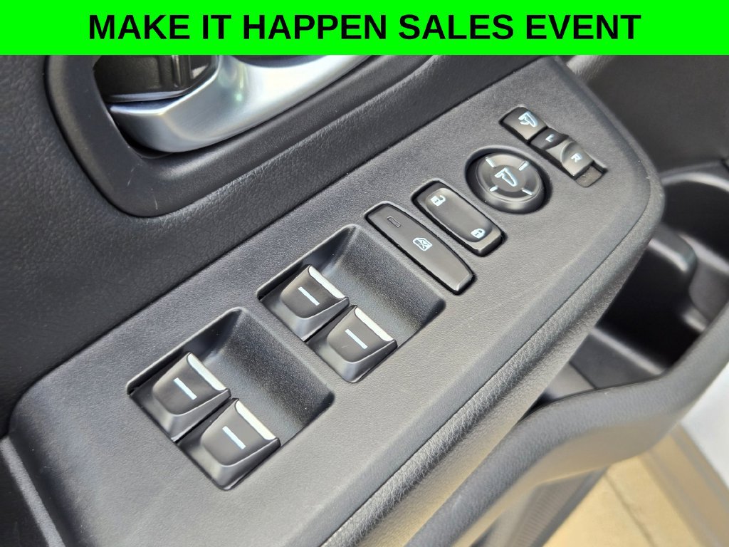 Used 2025 Honda Pilot TrailSport image 12