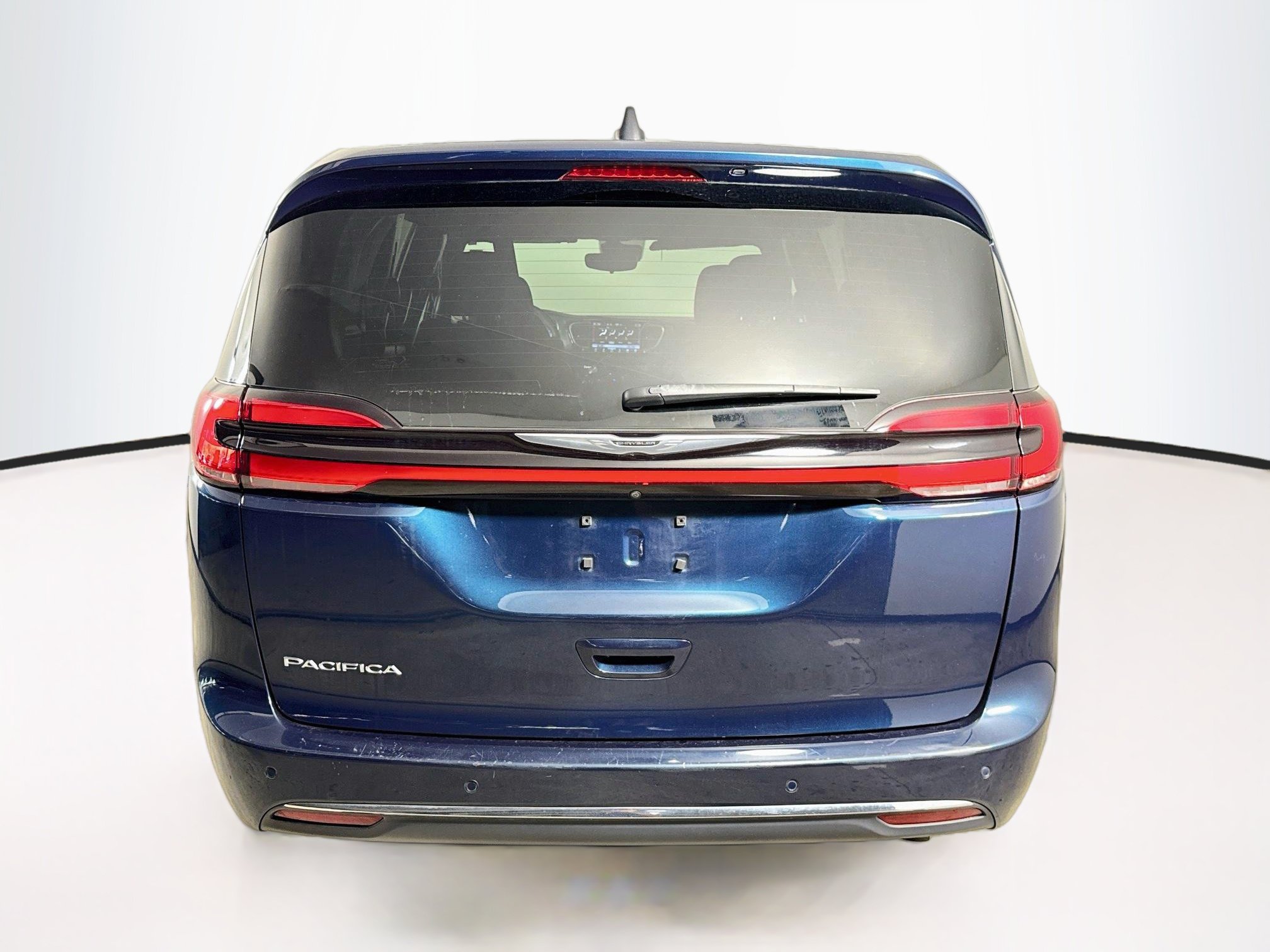 Used 2024 Chrysler Pacifica Touring FWD image 31
