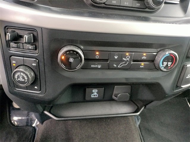 Used 2022 Ford F150 XLT w/ XTR Package image 28