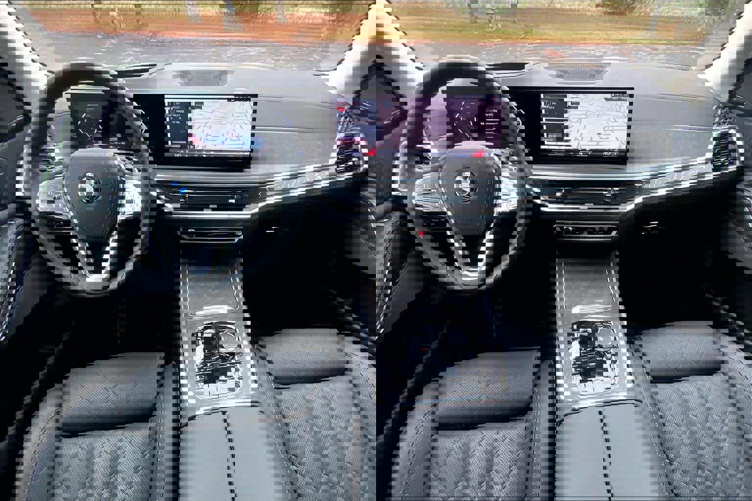 Certified 2025 BMW X7 xDrive40i w/ Premium Package image 15