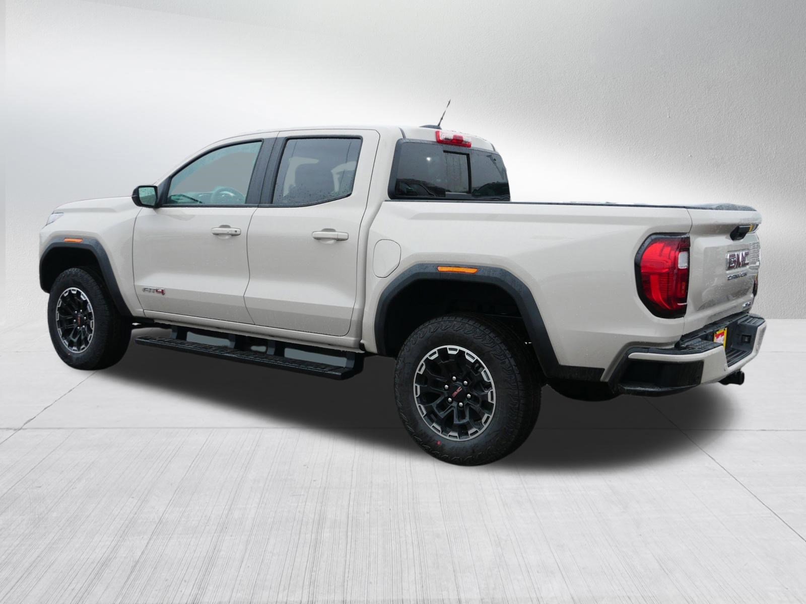 New 2026 GMC Canyon AT4 video 2