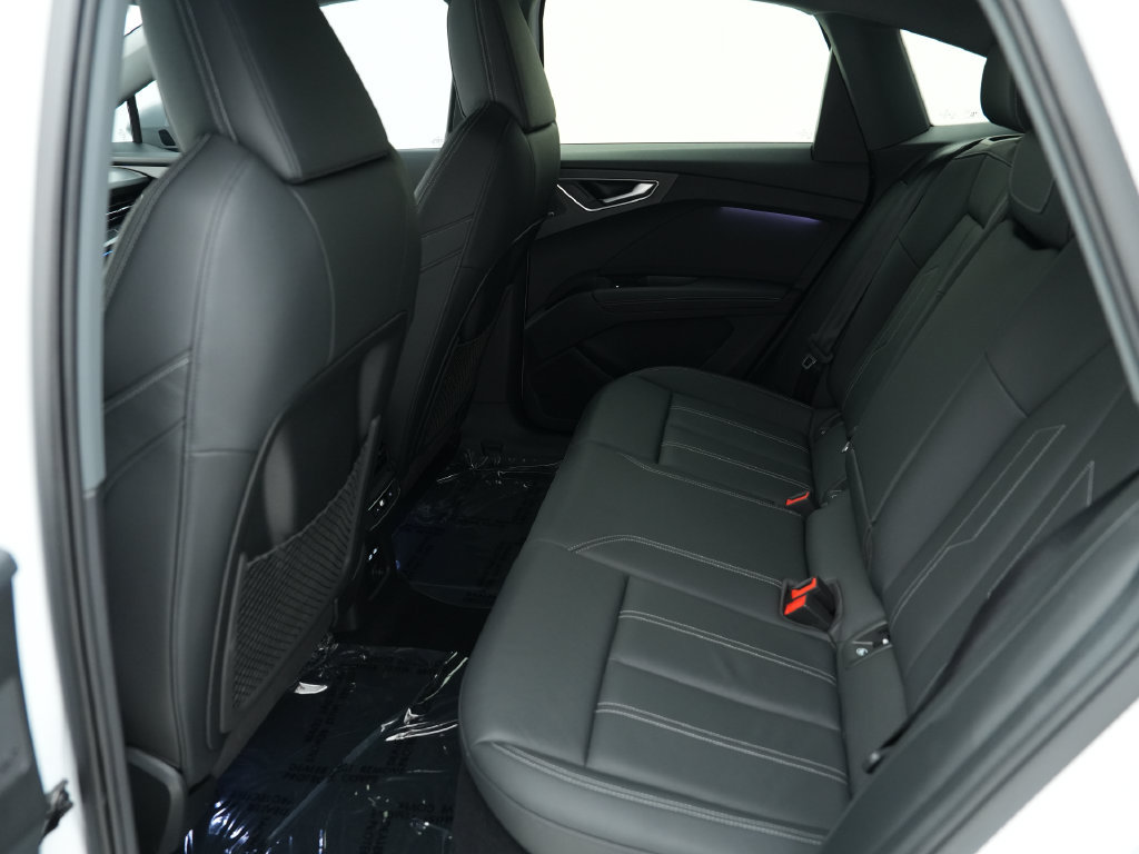 Used 2023 Audi Q4 e-tron Premium Plus w/ Premium Plus AWD/4WD image 29
